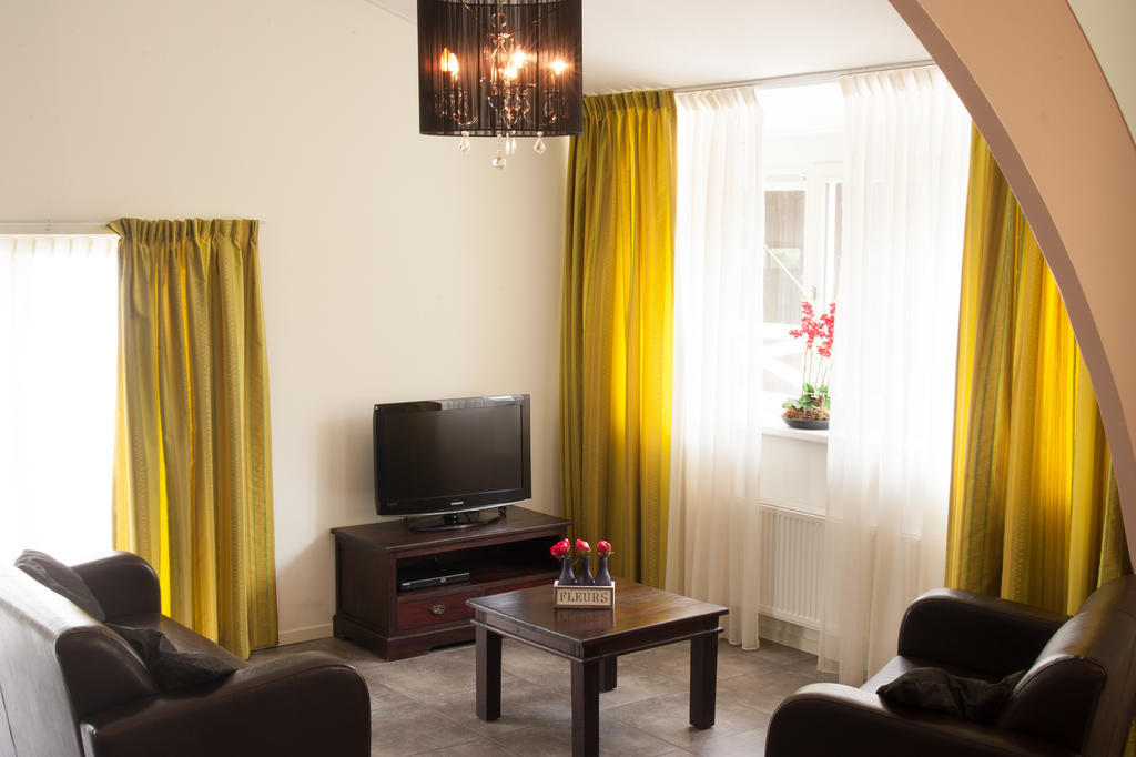 Apartement De Vosseburch Langeraar Habitación foto